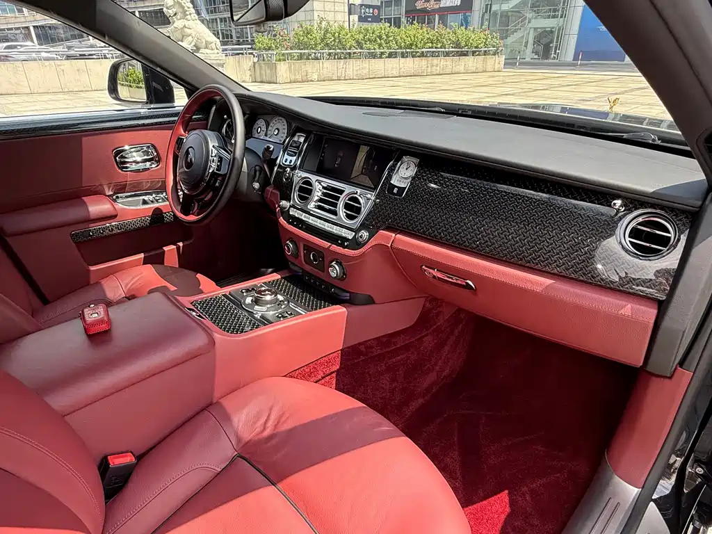 Rolls-Royce Ghost — миниатюра 13