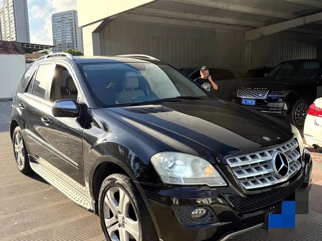 Mercedes-Benz M-Class — миниатюра 3