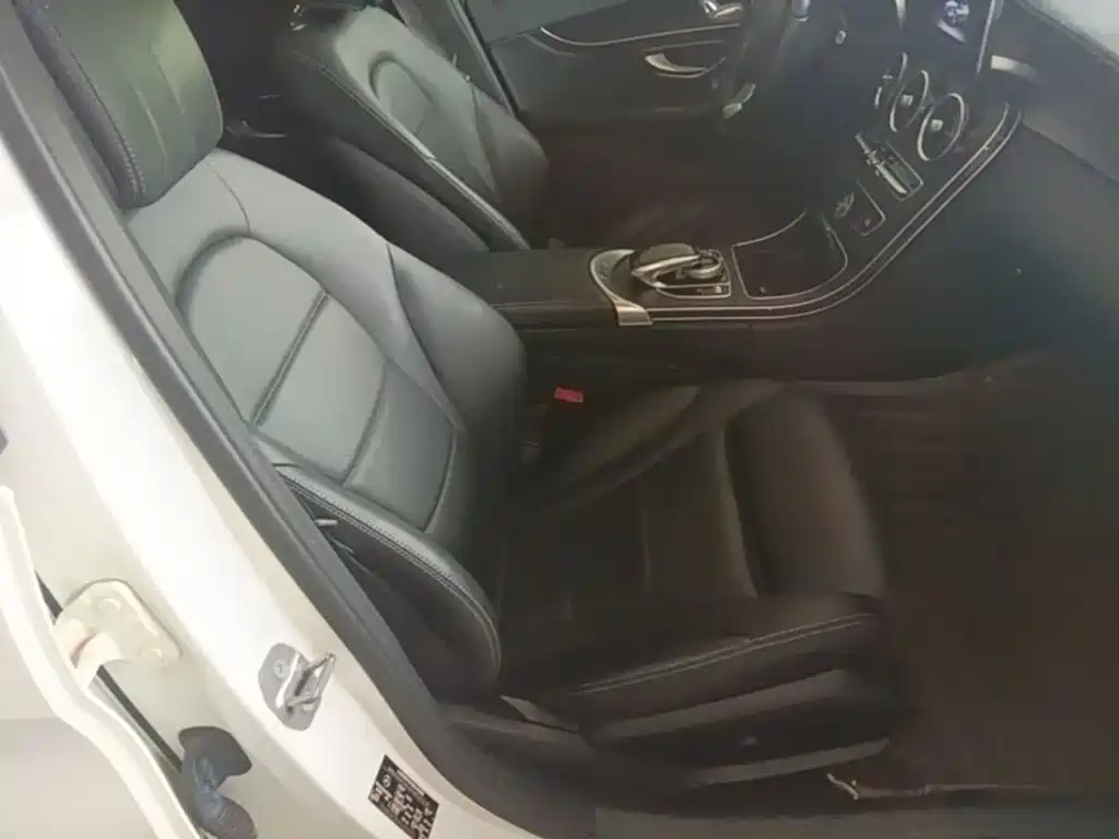 Mercedes-Benz C-Class — миниатюра 25