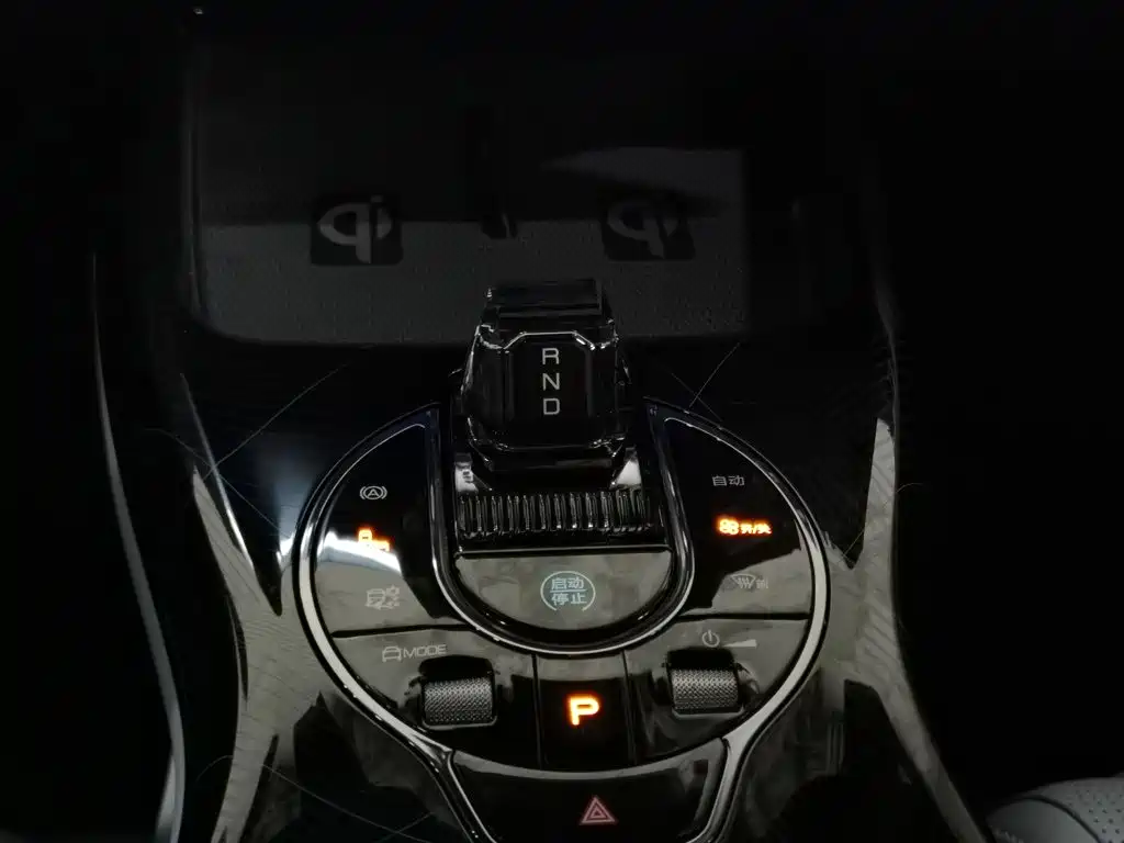 BYD Seal — миниатюра 13