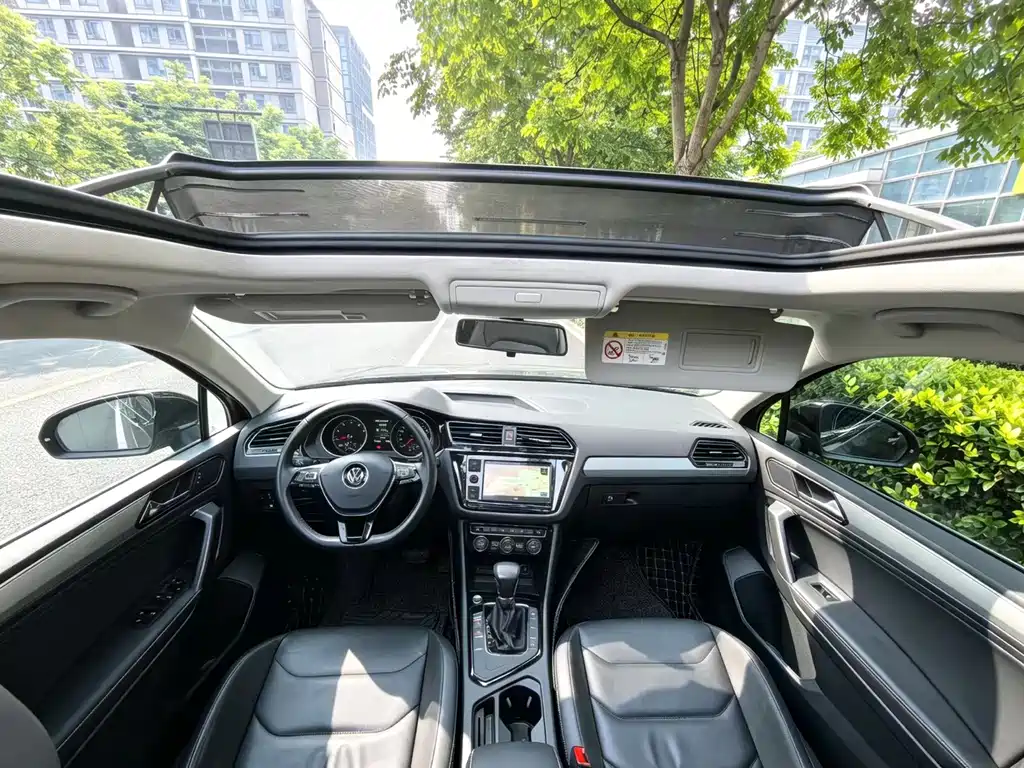 Volkswagen Tiguan L — миниатюра 6