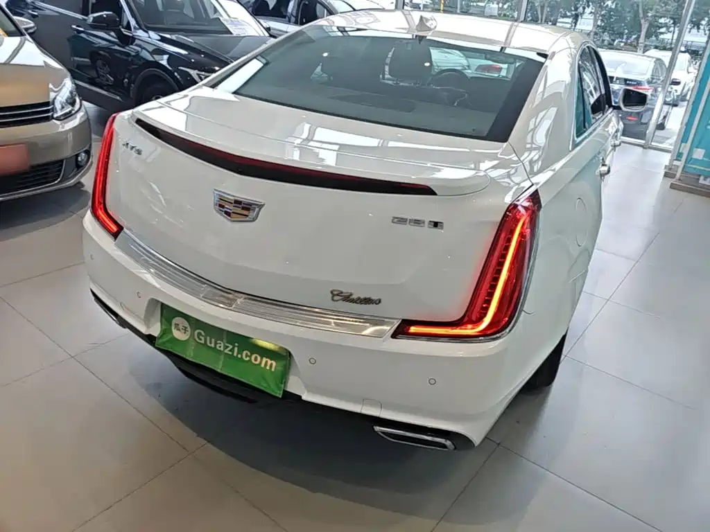 Cadillac XTS — миниатюра 7