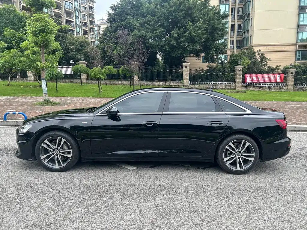 Audi A6L 2021 40 TFSI Luxury