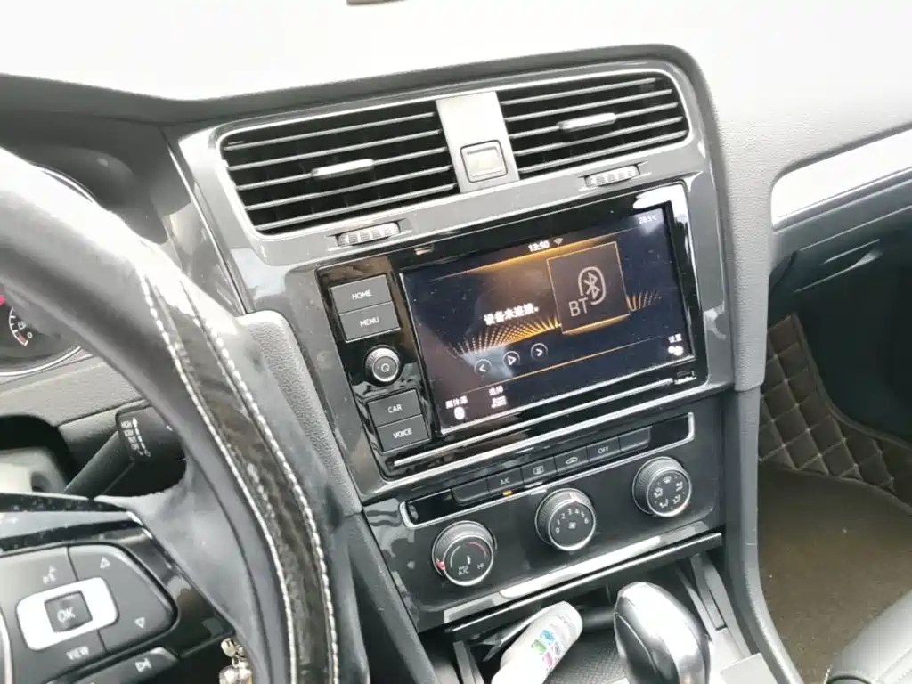 Volkswagen Golf — миниатюра 13