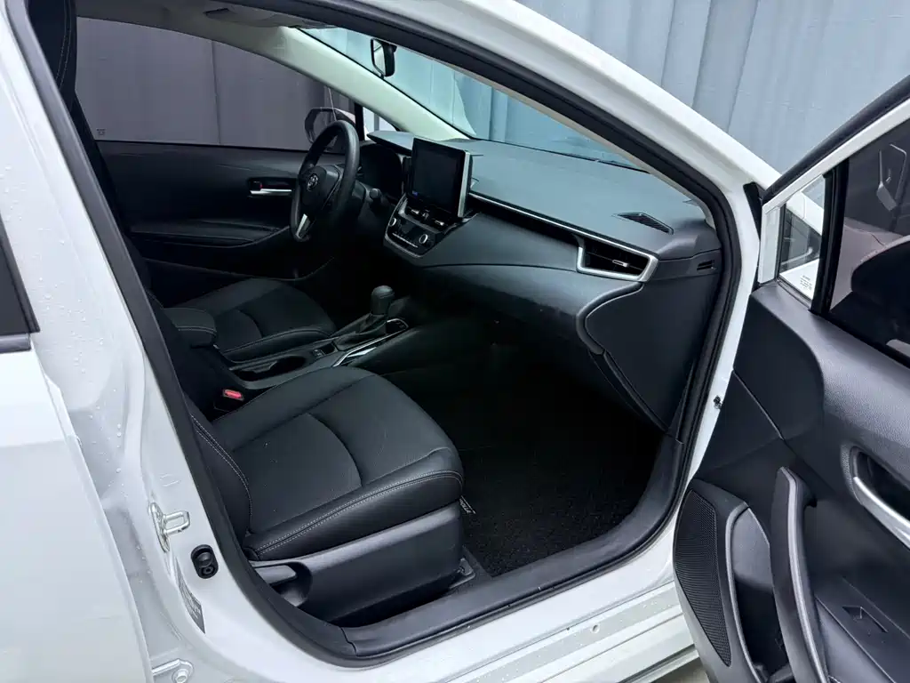 Toyota Corolla — миниатюра 20