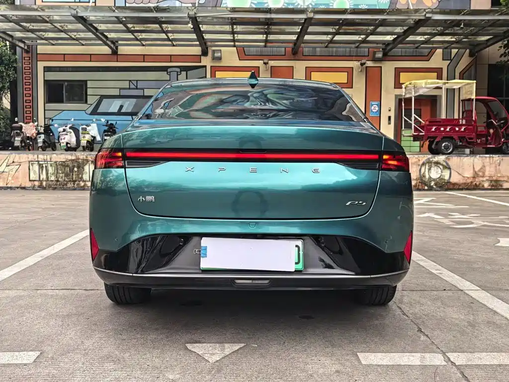 XPeng P5 — миниатюра 15