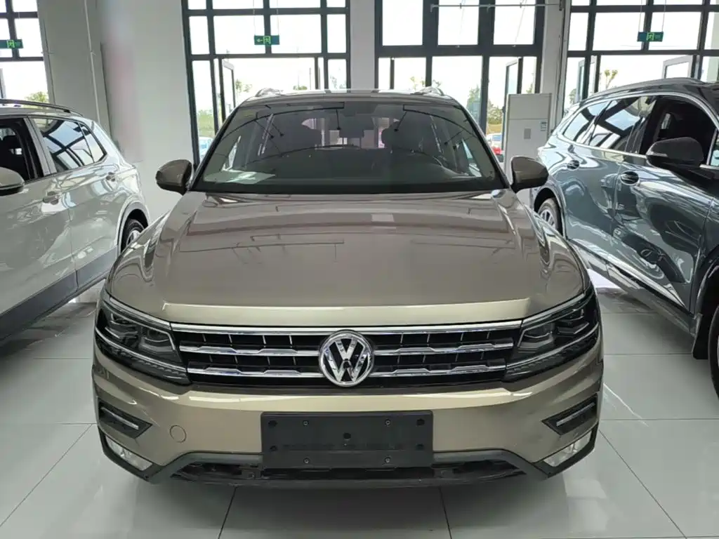 Volkswagen Tiguan L — миниатюра 3