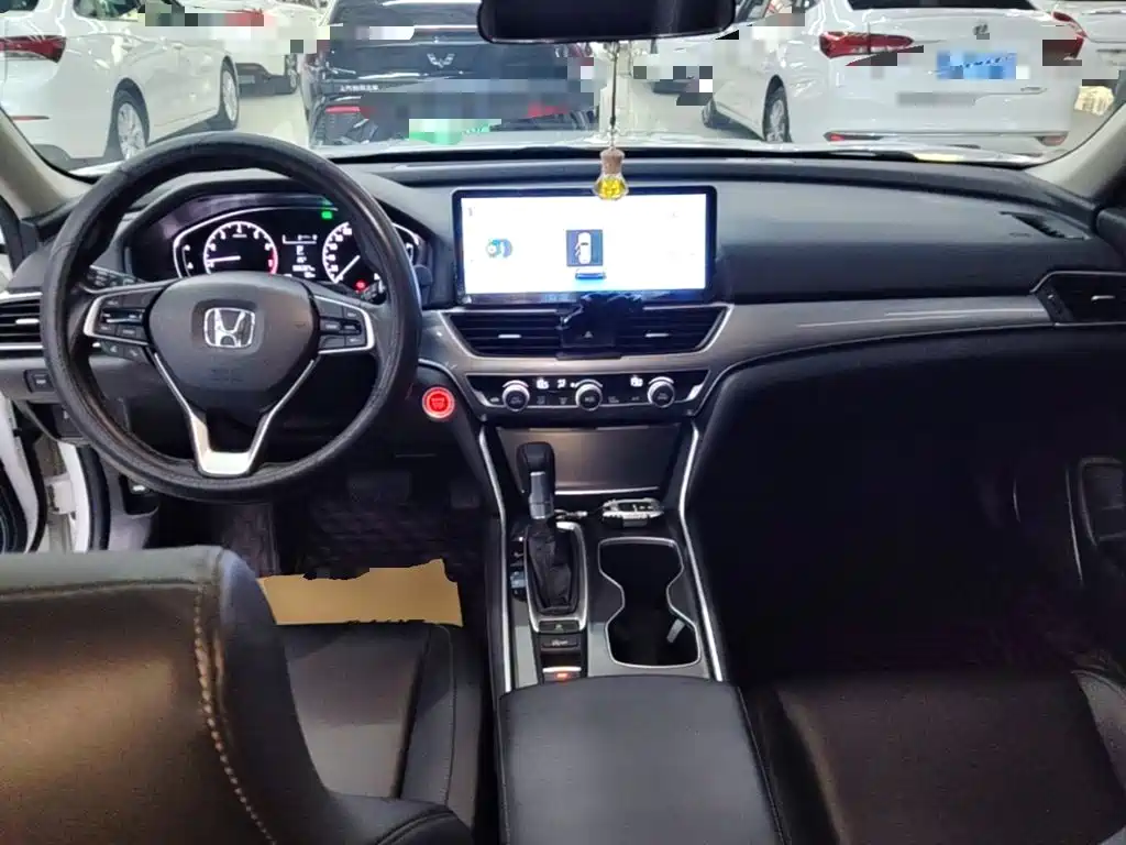 Honda Accord — миниатюра 10
