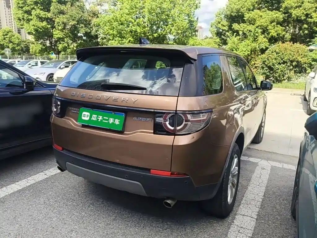Land Rover Discovery Sport — миниатюра 7