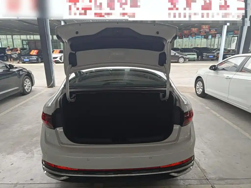 Volkswagen Sagitar — миниатюра 19