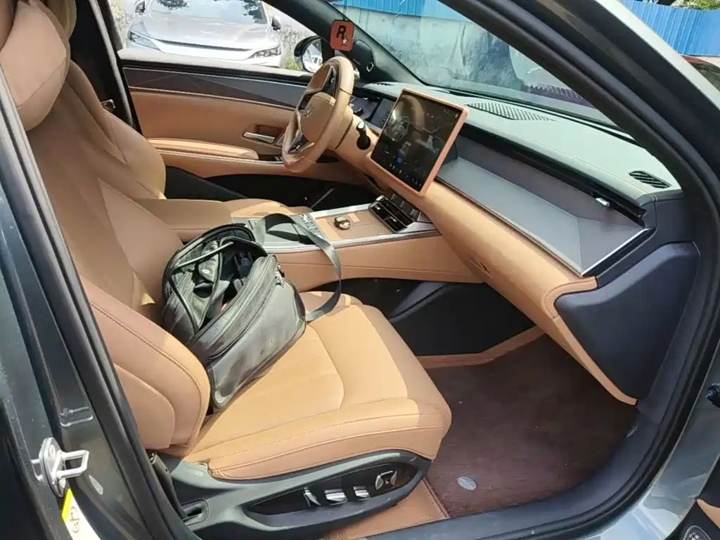 BYD Han L — миниатюра 25