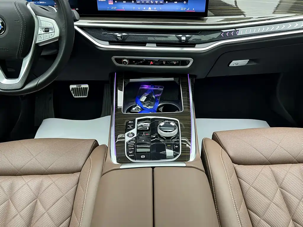 BMW X7 — миниатюра 14