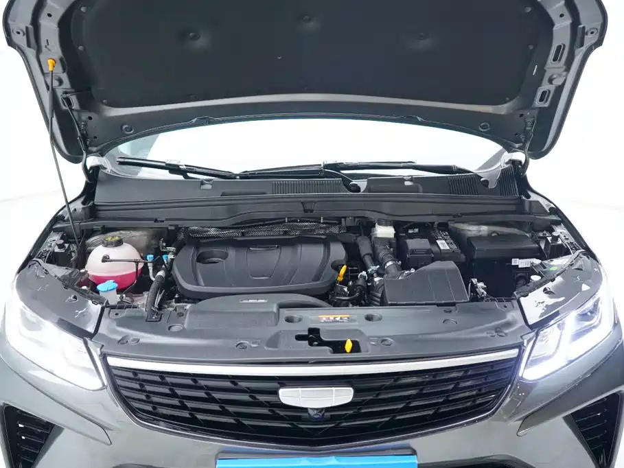 Geely Binyue — миниатюра 8