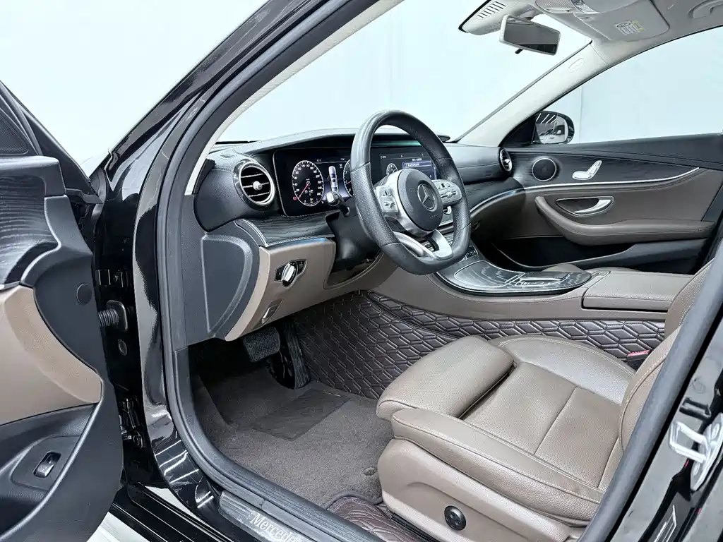 Mercedes-Benz E-Class E 2019 E 200 L Sport