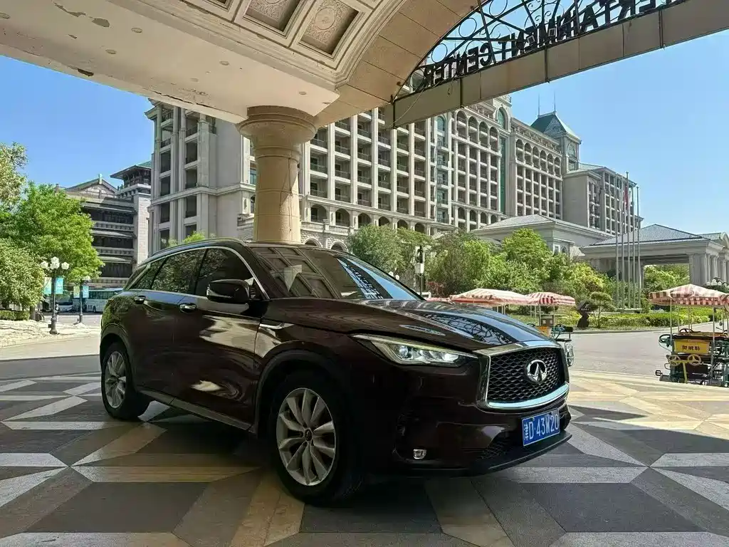 Infiniti QX50 2018 2.0T
