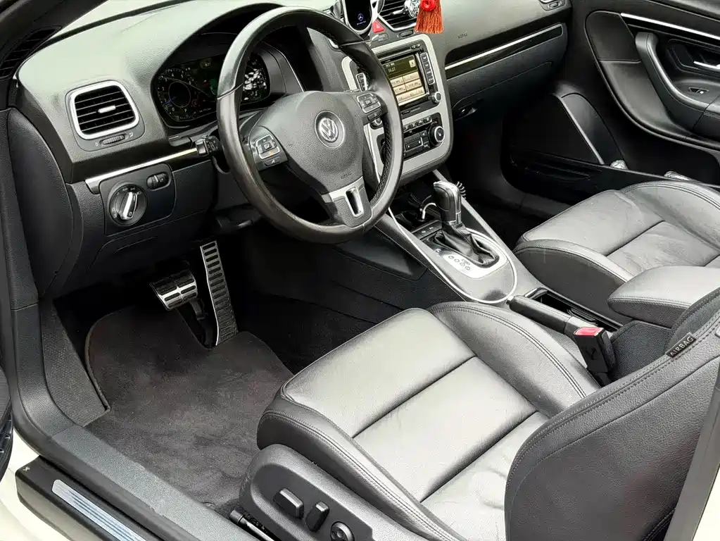 Volkswagen Eos 2011 2.0TSI