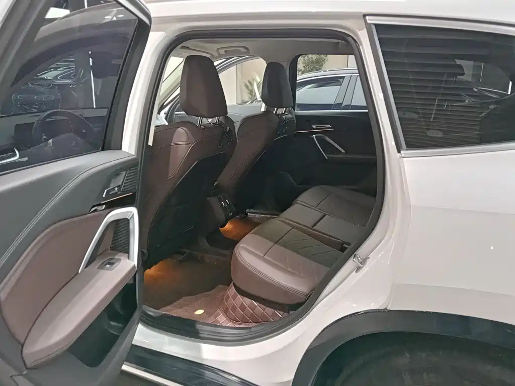 BMW iX1 2023 eDrive25L X