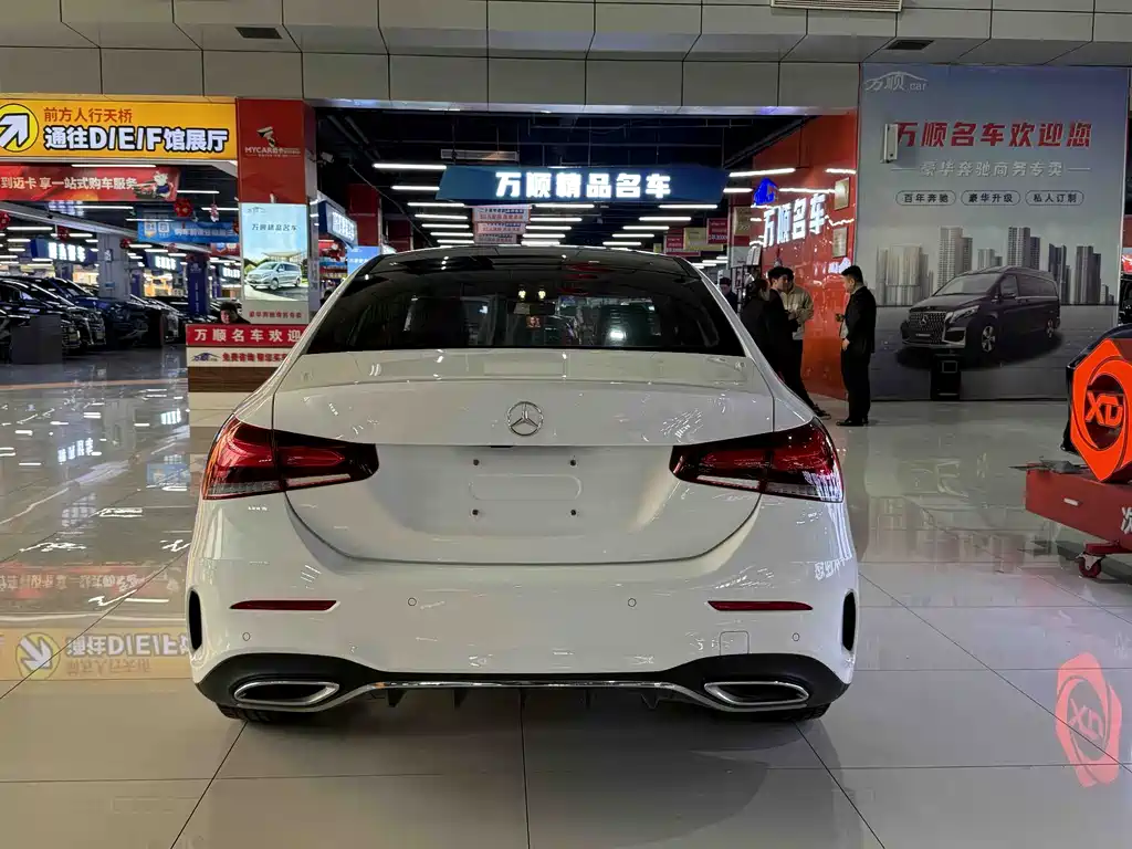 MERCEDES-BENZ A CLASS
