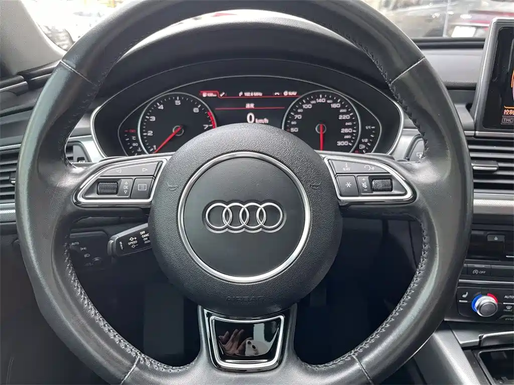 Audi A6L — миниатюра 10