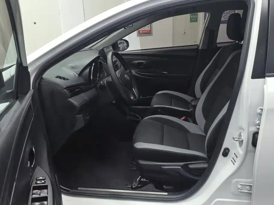 Toyota Yaris L Zhixuan X 1.5L CVT Leading PLUS Edition, фото 9