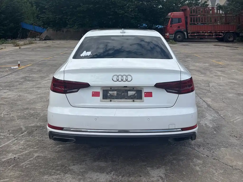 Audi A4L — миниатюра 4