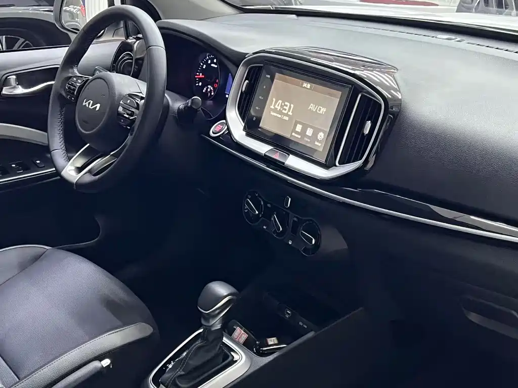 Kia KX1 — миниатюра 20