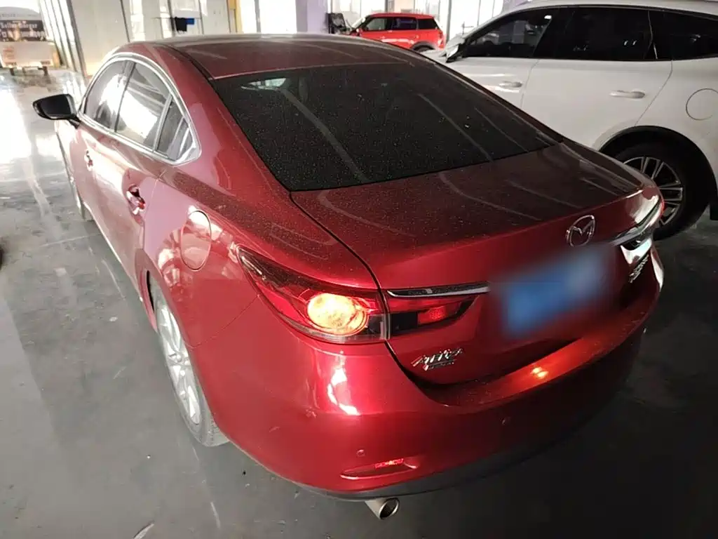 Mazda Atenza 2015 2.0L Luxury