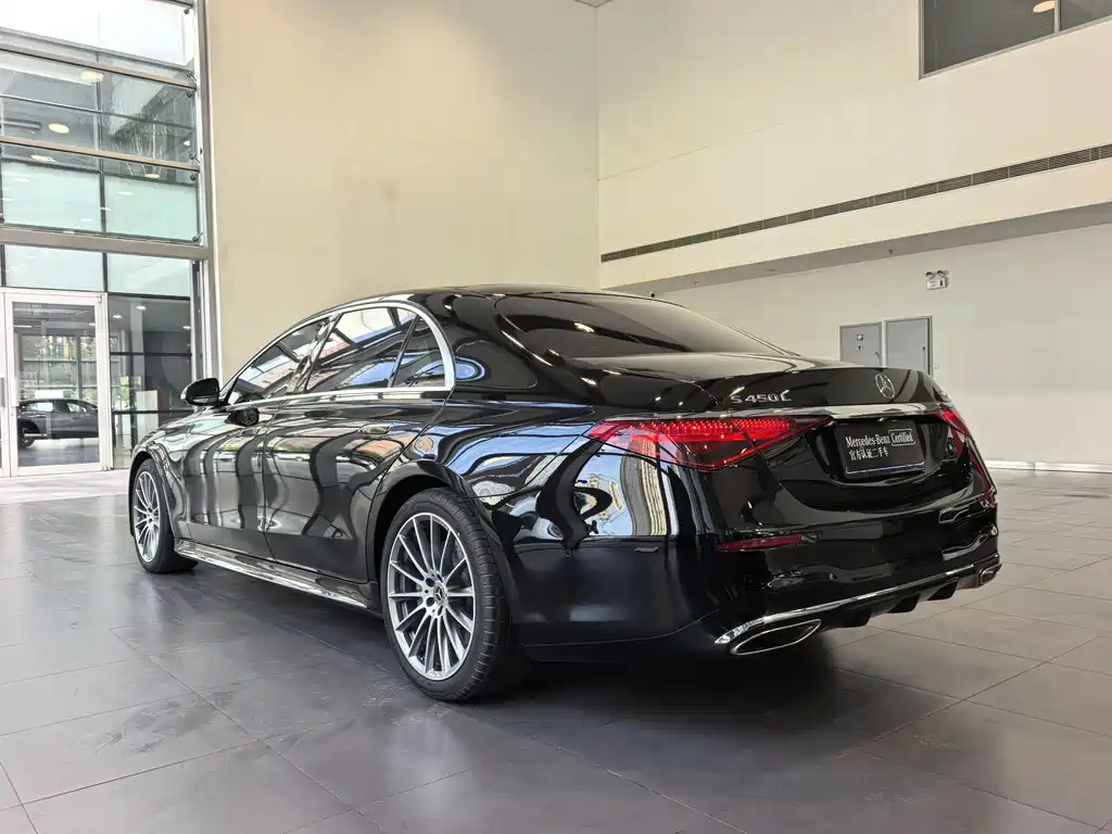 Mercedes-Benz S-Class — миниатюра 17