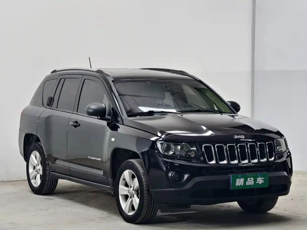 Jeep Compass (Import) — миниатюра 3