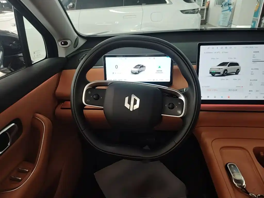Leapmotor Leapmotor C16 — миниатюра 11