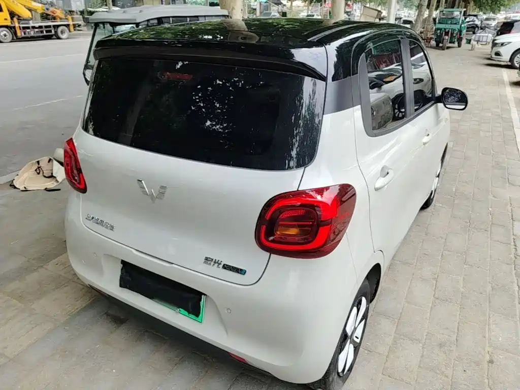 Wuling Mini EV MINIEV 2025 Premium +