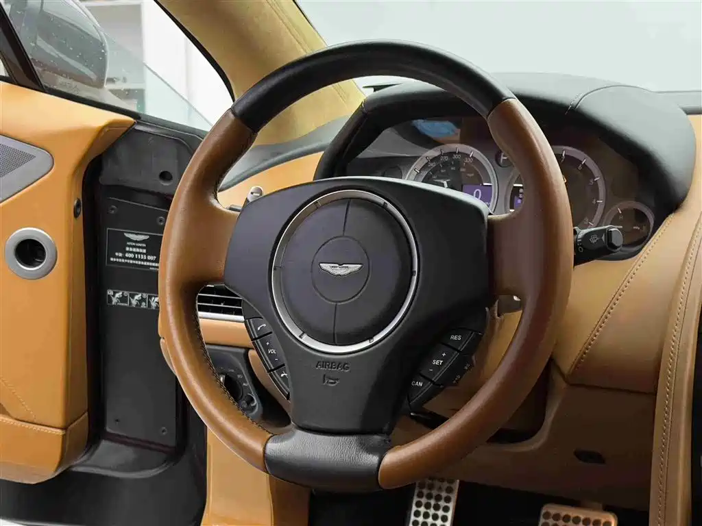 Aston Martin Rapide — фотографии объявления, Фото 12