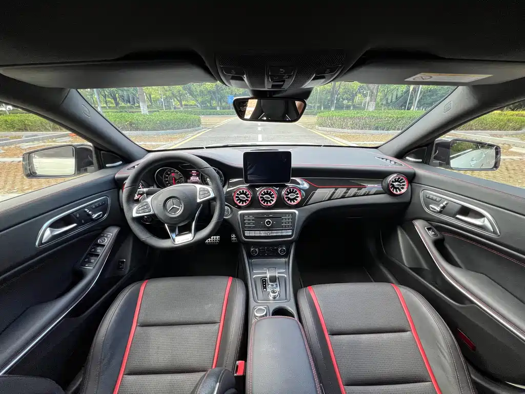 Mercedes-Benz CLA AMG — миниатюра 9