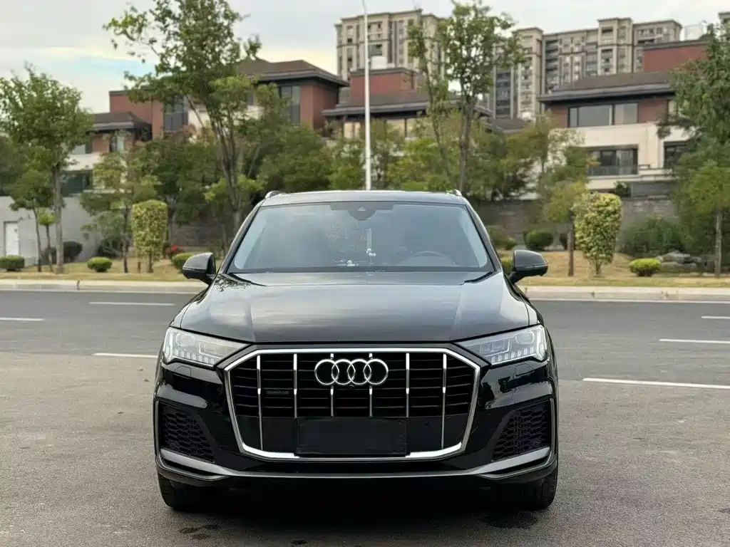 Audi Q7 2022 55 TFSI quattro S line Sport
