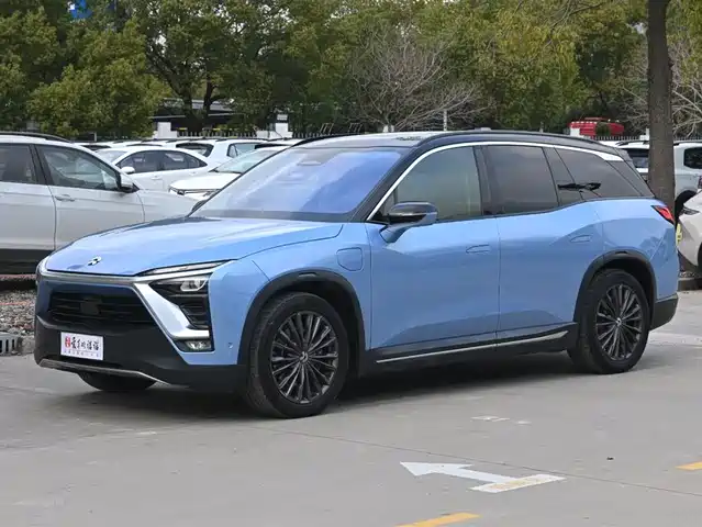 NIO NIO ES8 2019