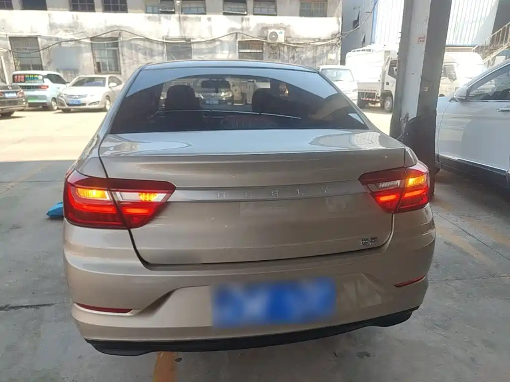 Geely Vision — миниатюра 6