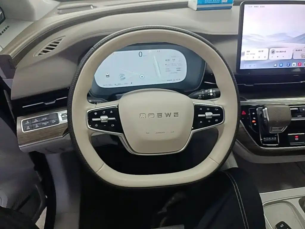 Roewe iMAX8 New Energy — миниатюра 11