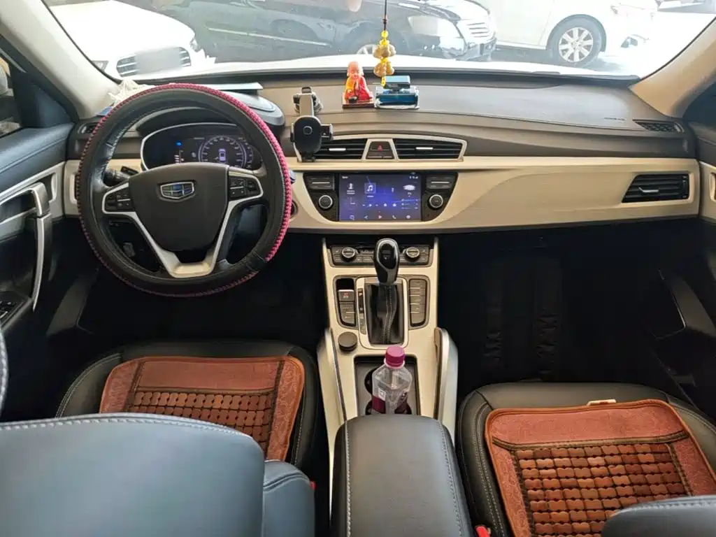 Geely Boyue — миниатюра 10