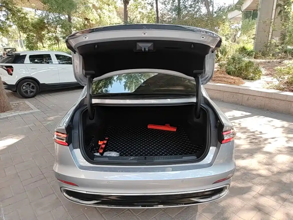 Lincoln Z — миниатюра 19
