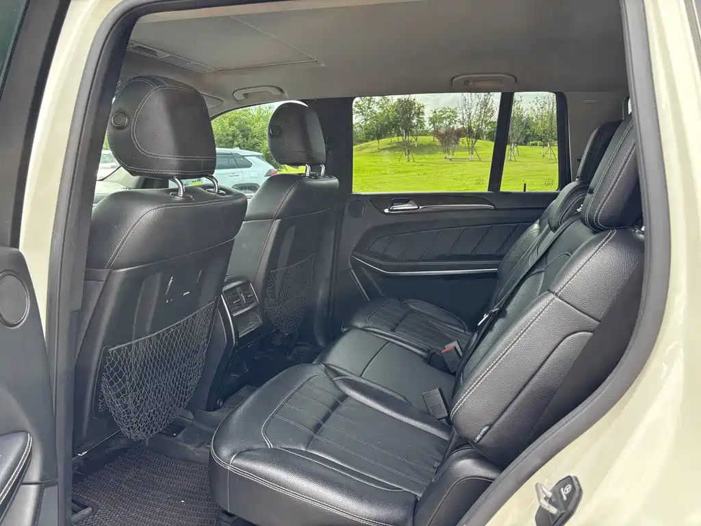 Mercedes-Benz GL-Class — миниатюра 12