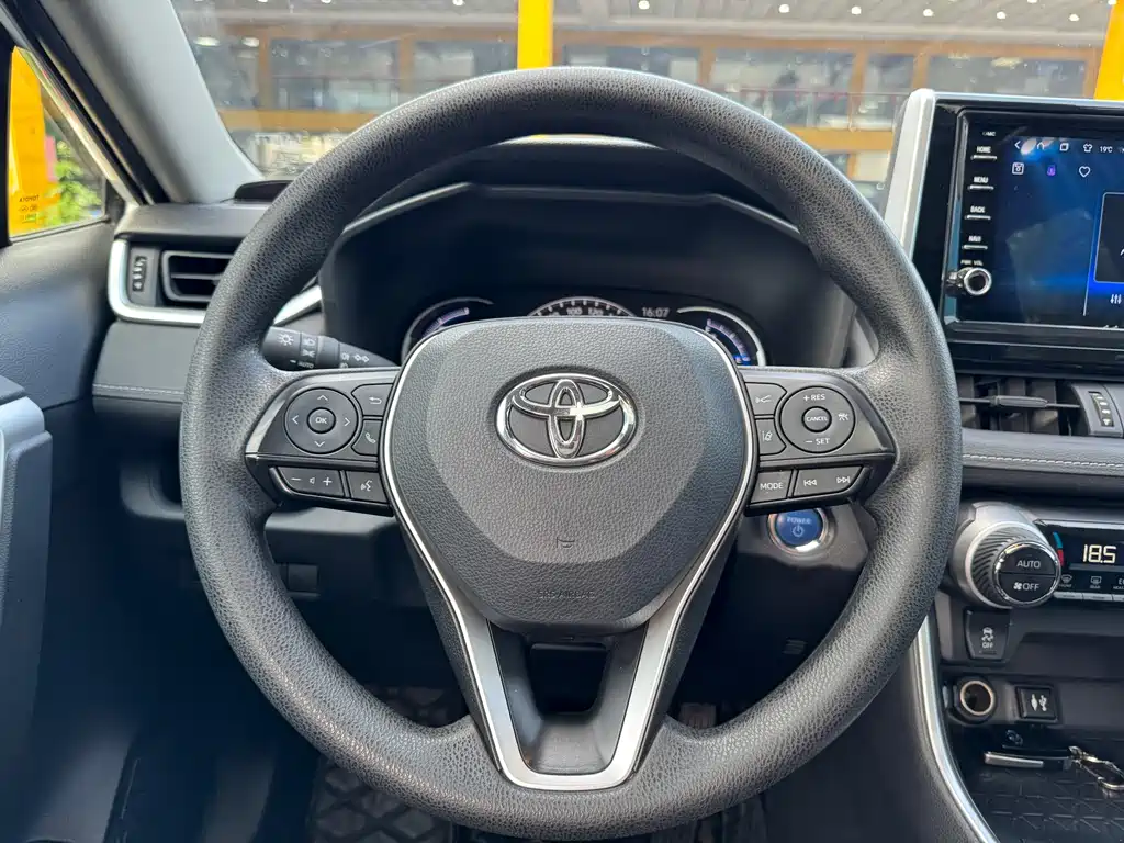 TOYOTA RAV4 RONGFANG