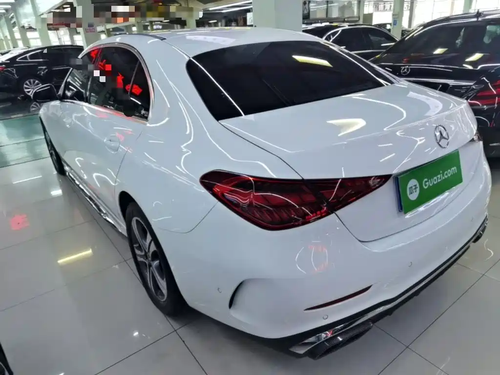 Mercedes-Benz C-Class — миниатюра 5