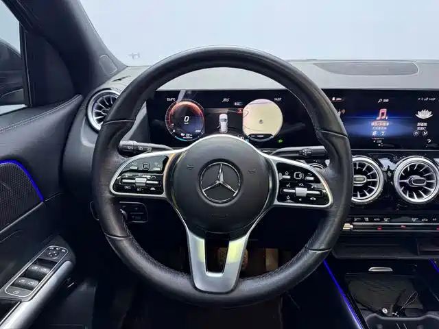 Mercedes-Benz EQA — миниатюра 10