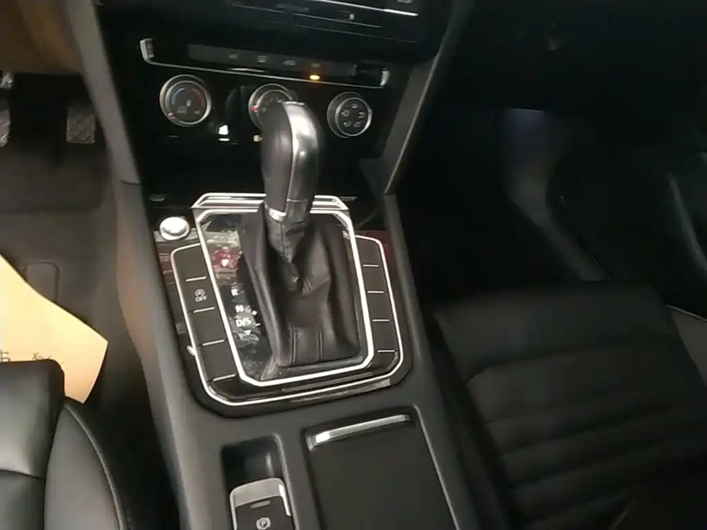 Volkswagen Magotan — миниатюра 14