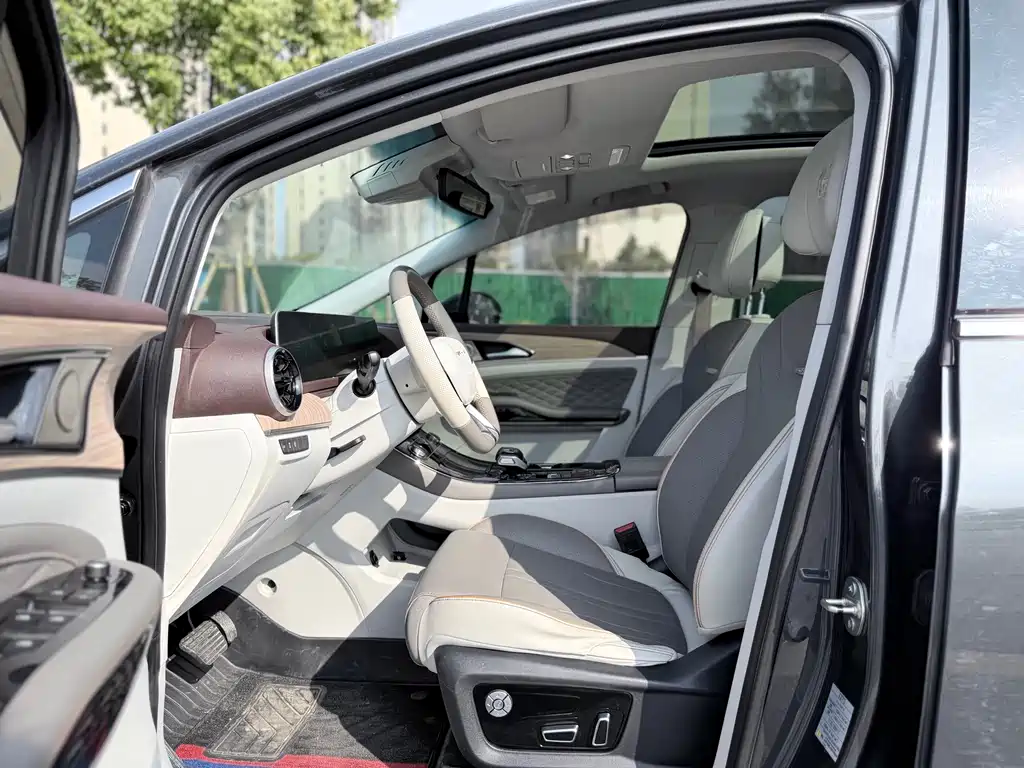 DONGFENG POPULAR YACHTS