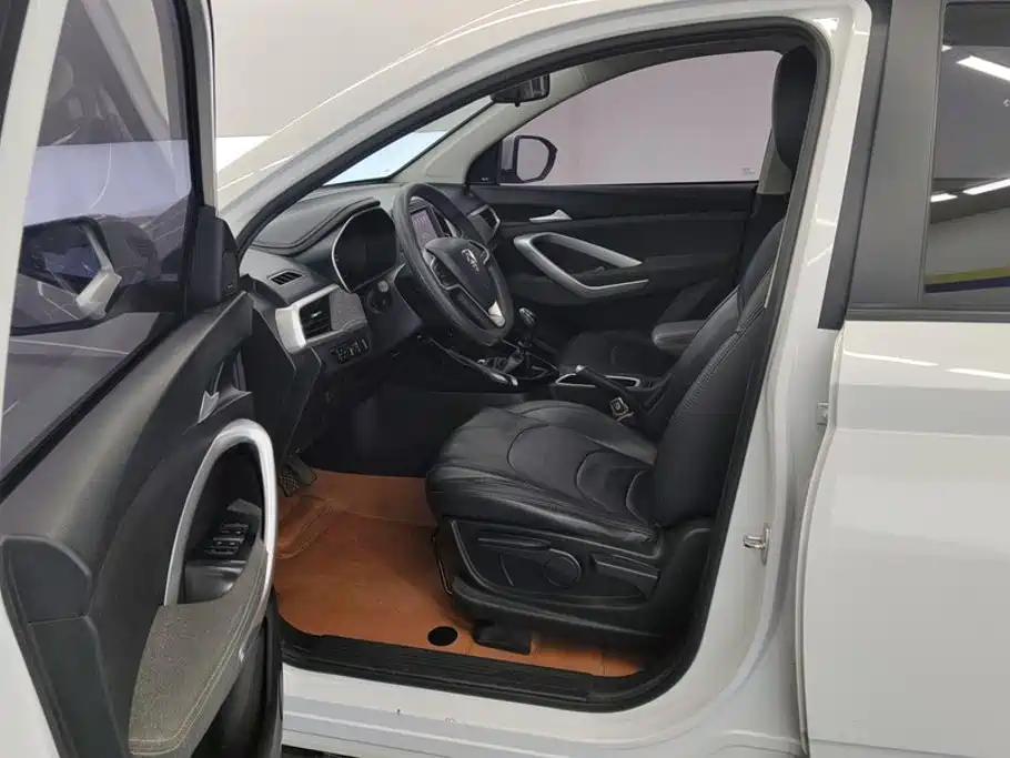 Baojun 530 — миниатюра 9