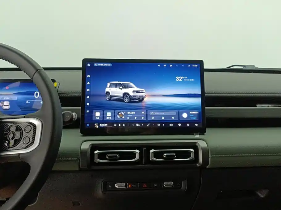 Baojun Yueye Plus — миниатюра 13