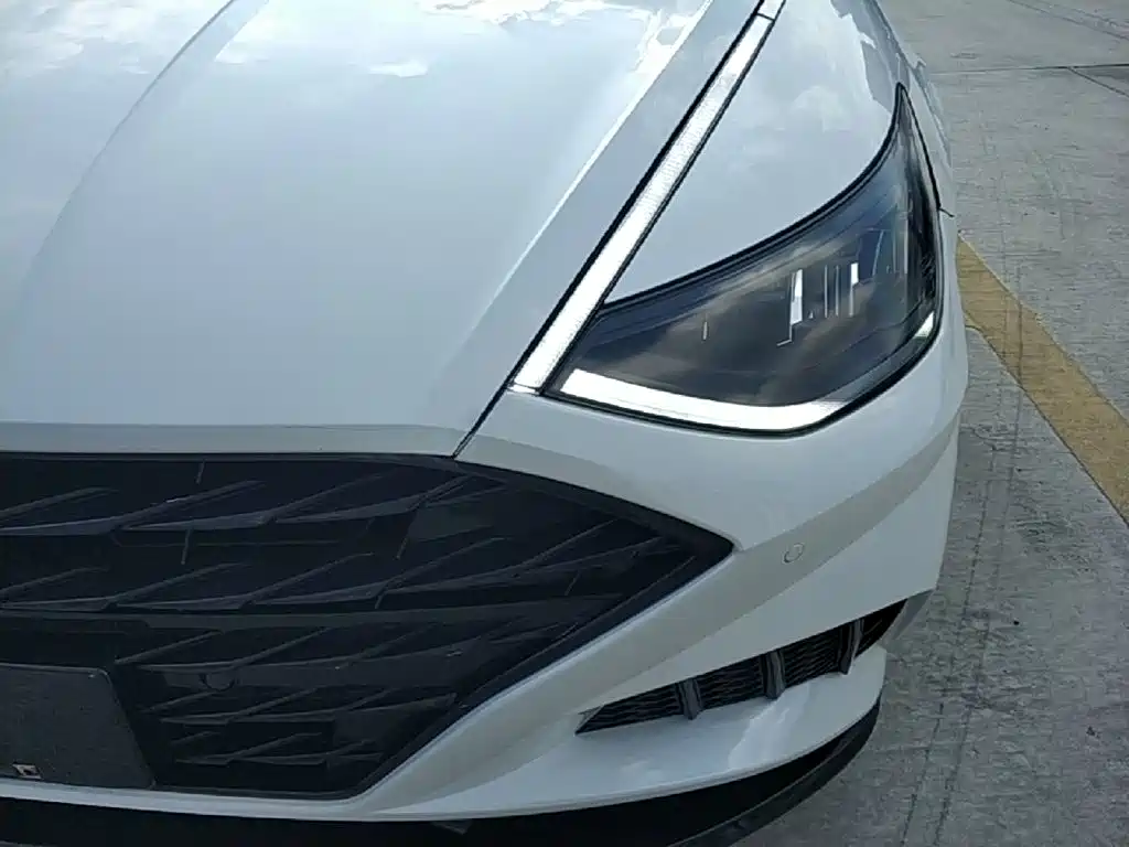 Hyundai Sonata — миниатюра 24