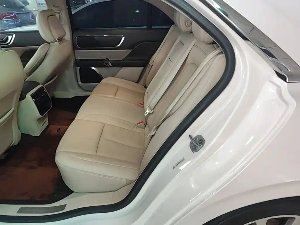 Lincoln Continental — миниатюра 17