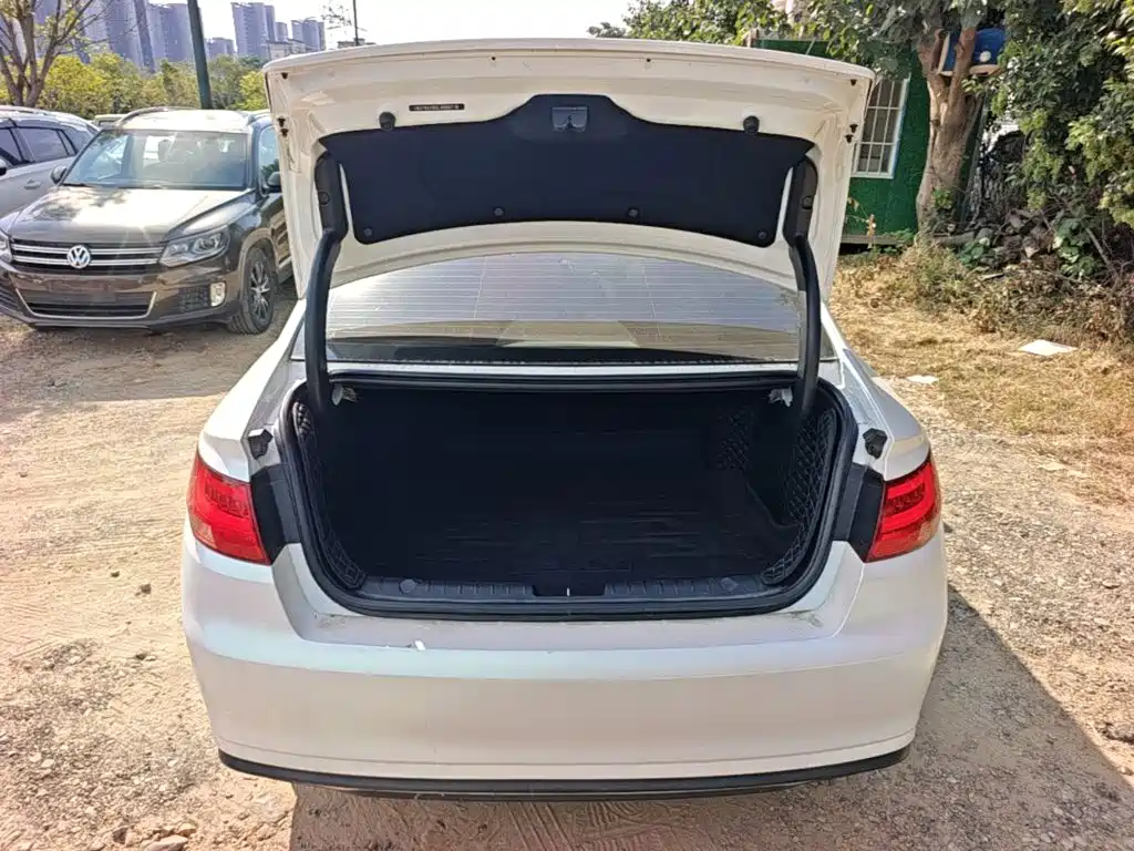 Geely Emgrand GL — миниатюра 19